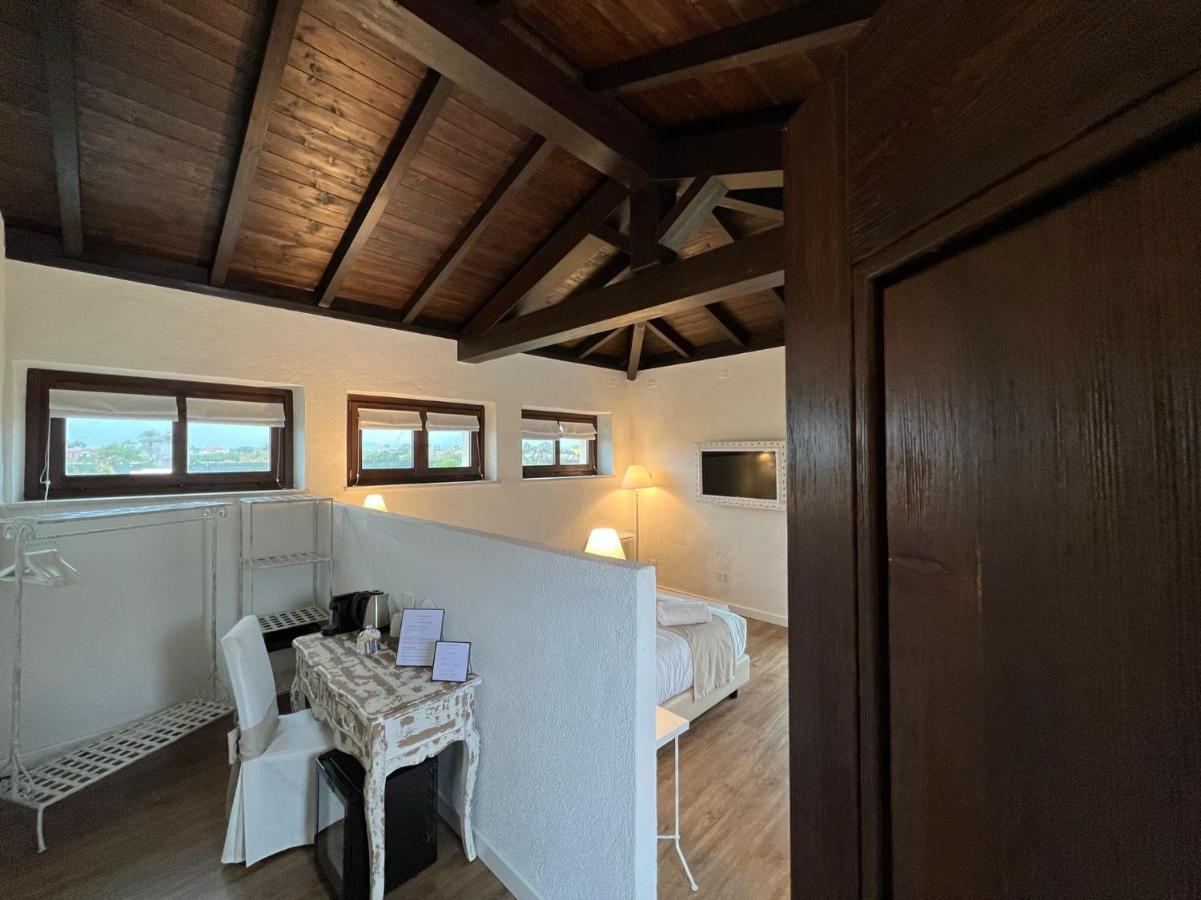 Corte Maddalena Camere Capoterra Dış mekan fotoğraf